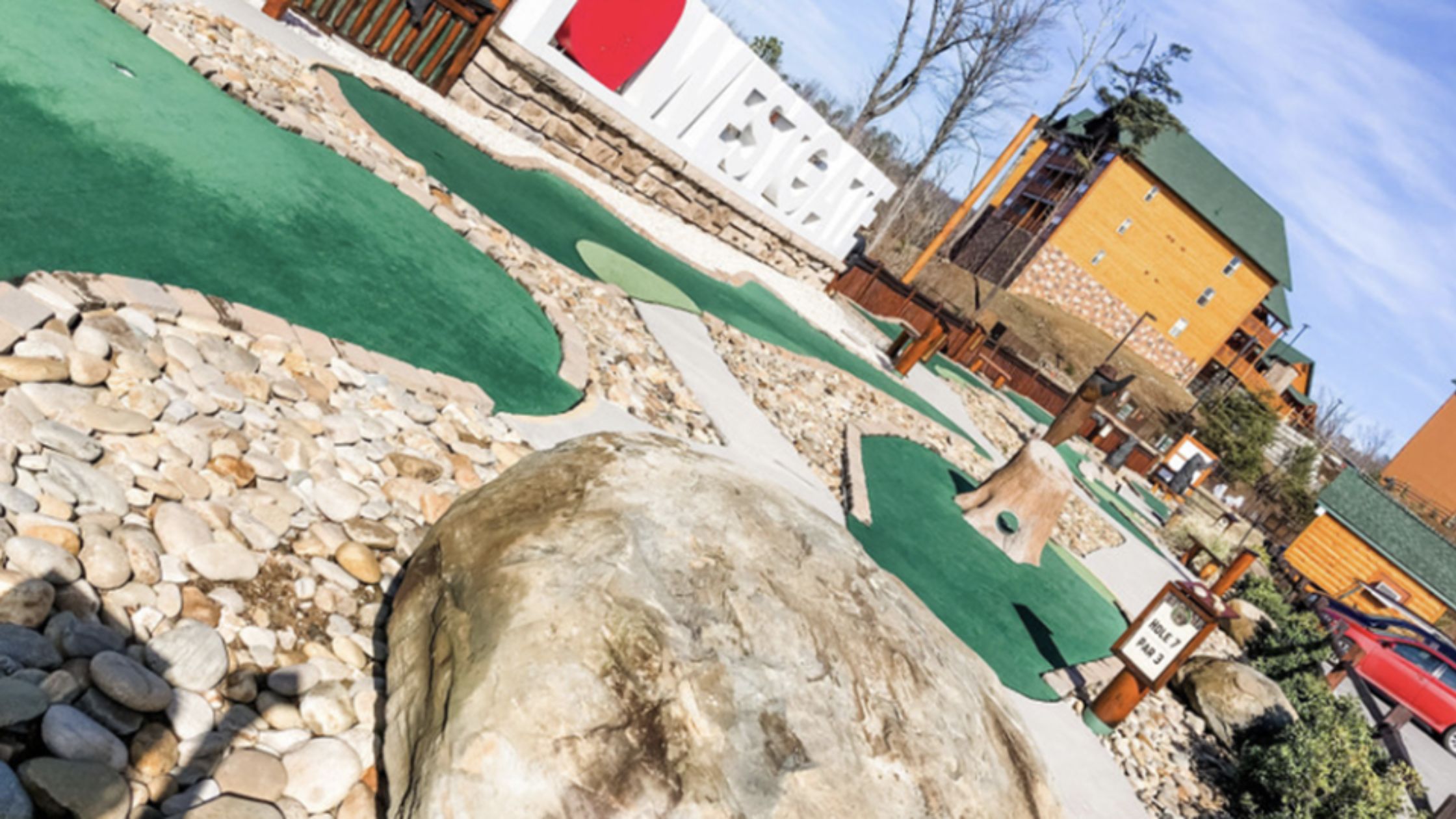 mini golf putting area at westgate smoky mountain resort & water park