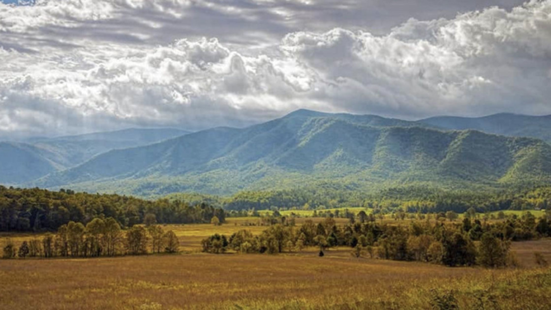 great smoky mountains national park mountains and clouds landscape